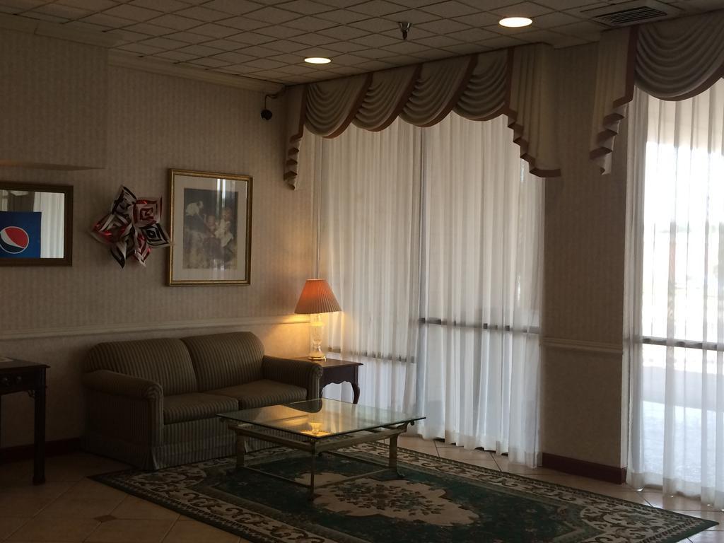 Carol Hotel オマハ エクステリア 写真