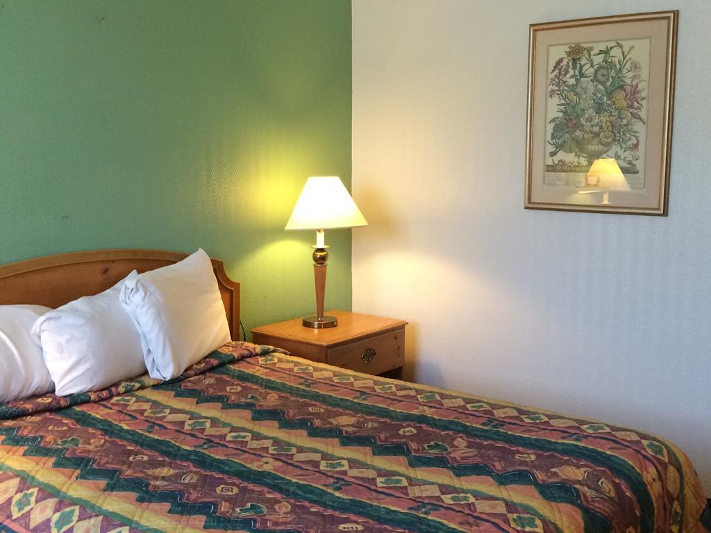 Carol Hotel オマハ エクステリア 写真