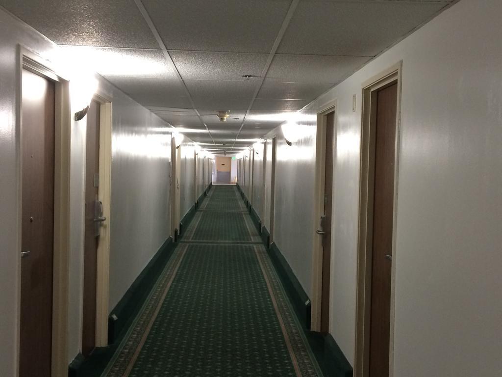 Carol Hotel オマハ エクステリア 写真